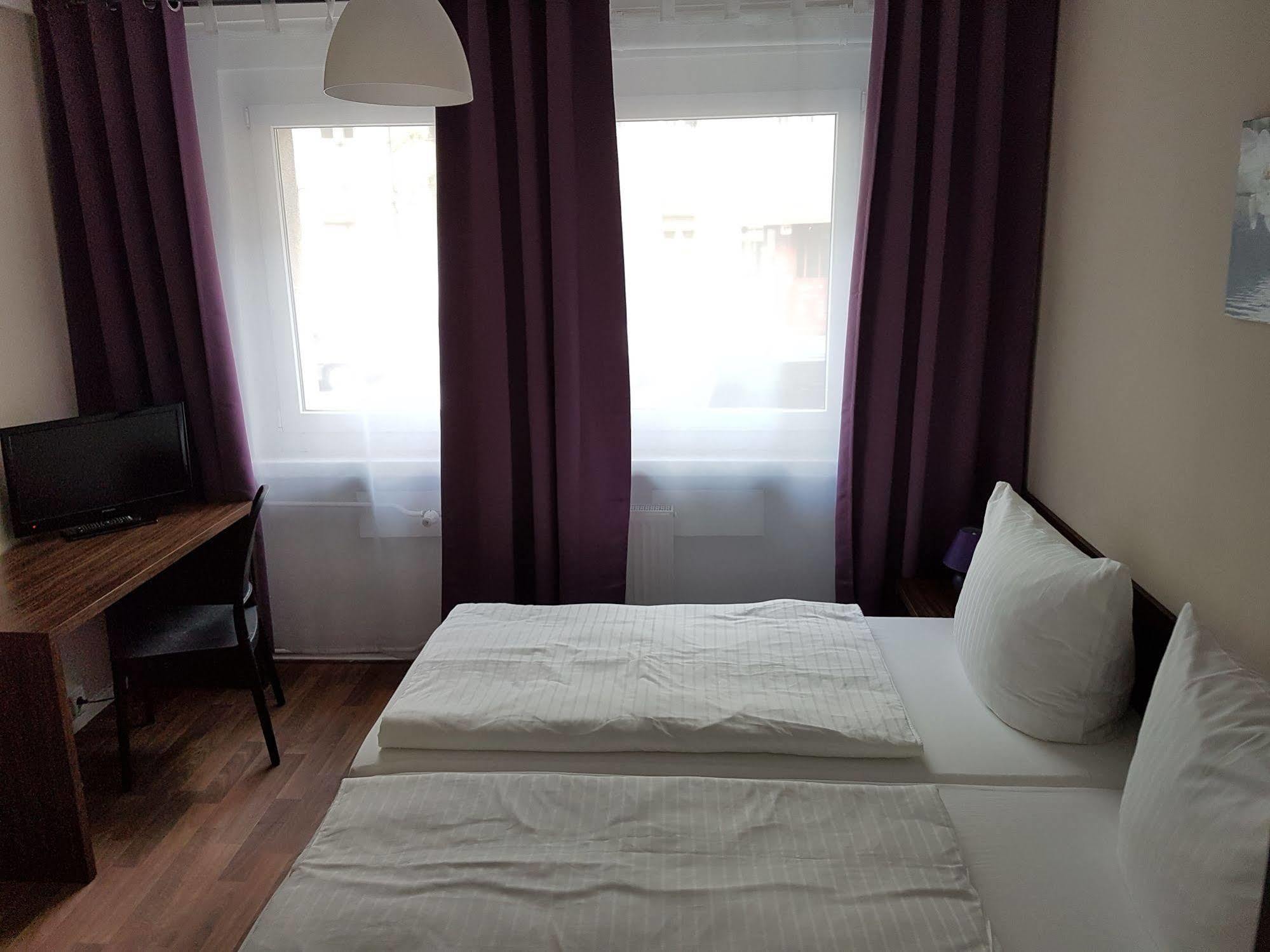 Hotel Pension Eberty Berlín Exteriér fotografie
